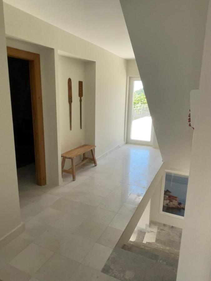 Portico Villa